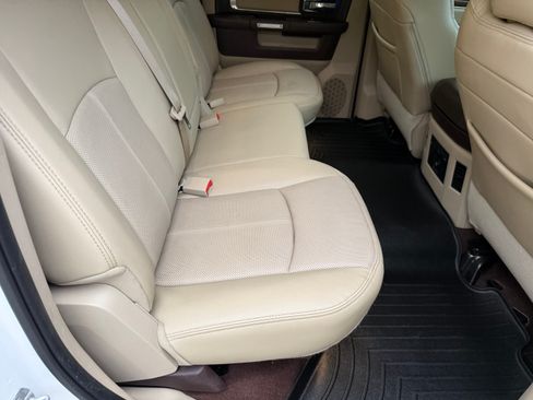 Used 2018 RAM 1500 2WD Crew Cab Laramie image 86