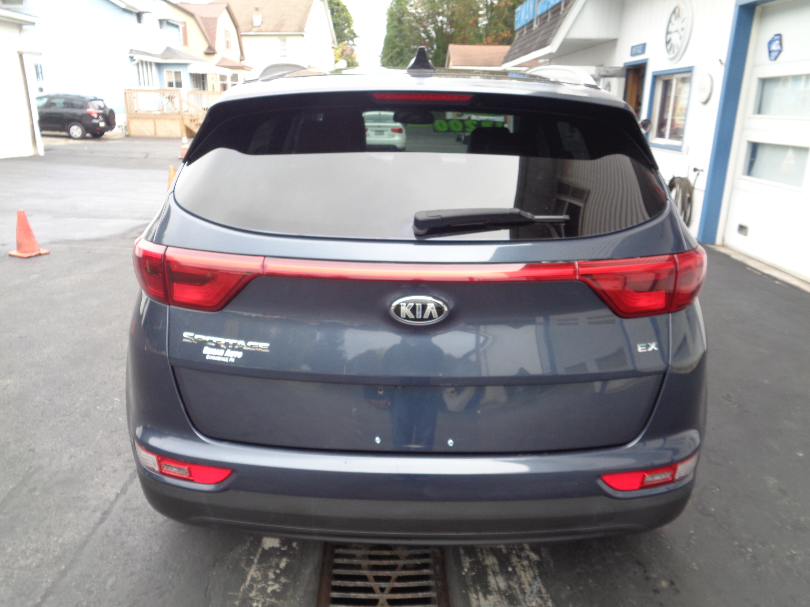 Used 2017 Kia Sportage AWD EX image 10