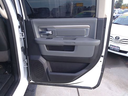 Used 2016 RAM 1500 Big Horn image 12