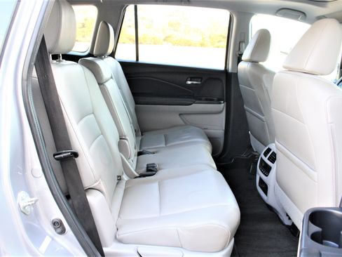 Used 2016 Honda Pilot FWD EX-L image 23