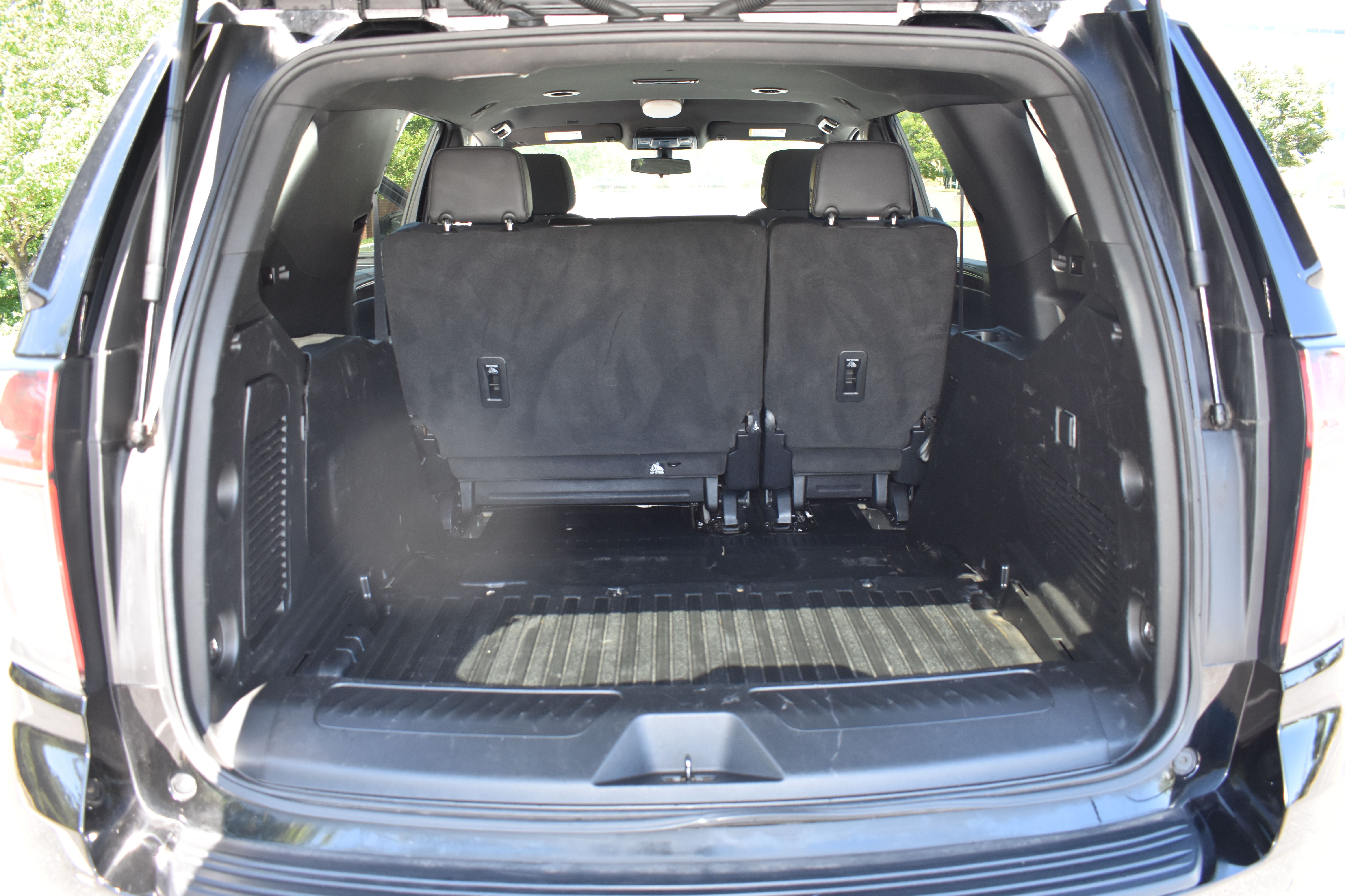 Used 2023 Chevrolet Tahoe 4WD image 21