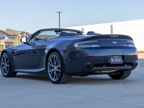 Used 2010 Aston Martin V8 Vantage image 9