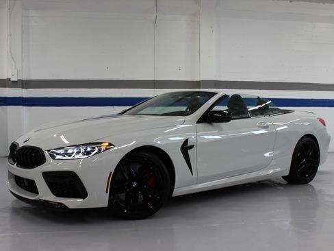 Used 2022 BMW M8 Competition image 2