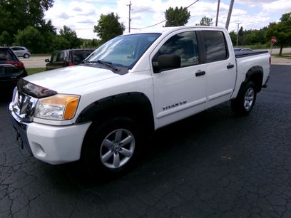 Used 2010 Nissan Titan 4x4 Crew Cab