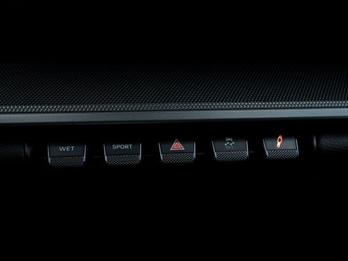 Used 2021 Porsche 911 Carrera image 18