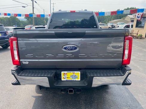 Used 2025 Ford F350 4x4 Crew Cab Super Duty image 8