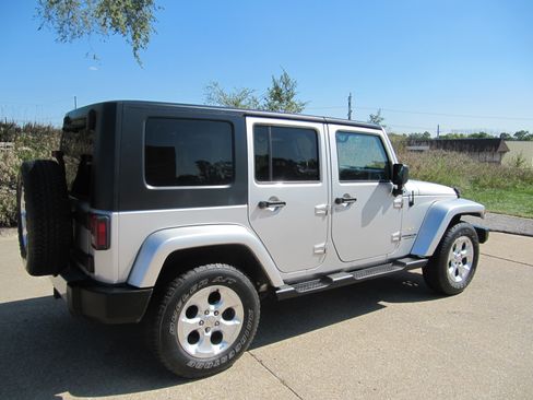 Used 2008 Jeep Wrangler Unlimited Sahara image 6