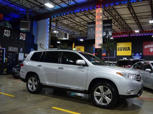 Used 2013 Toyota Highlander Limited FWD image 7