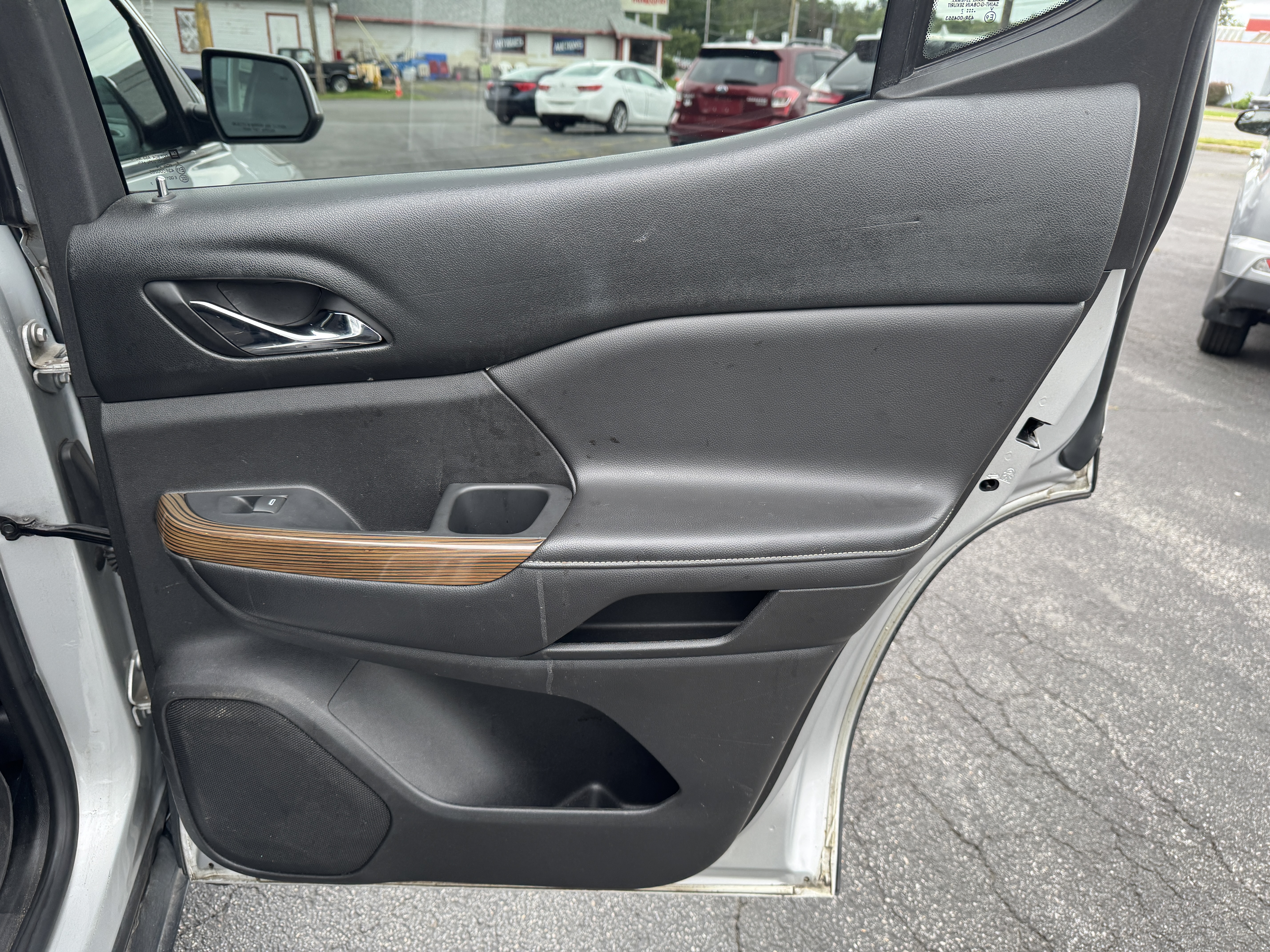 Used 2017 GMC Acadia AWD SLE w/ SLE-2 image 10