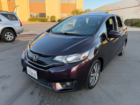 Used 2017 Honda Fit EX image 4