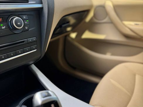 Used 2013 BMW X3 xDrive28i image 9