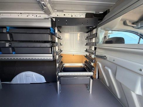 Used 2022 Ford Transit Connect XL image 13