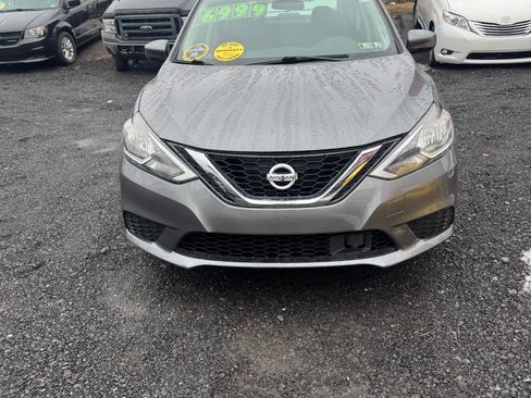 Used 2019 Nissan Sentra image 1