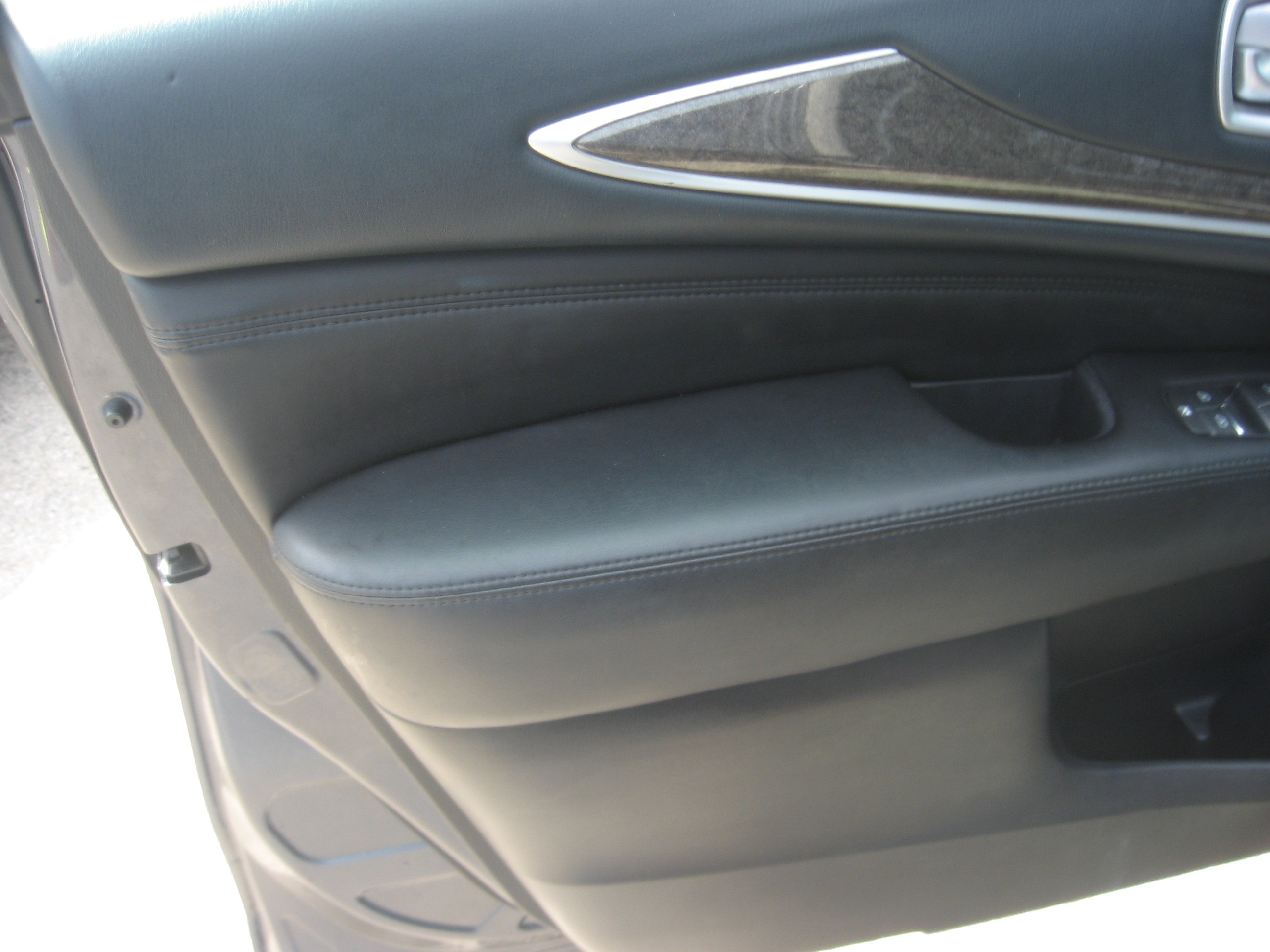 Used 2013 INFINITI JX35 AWD image 8