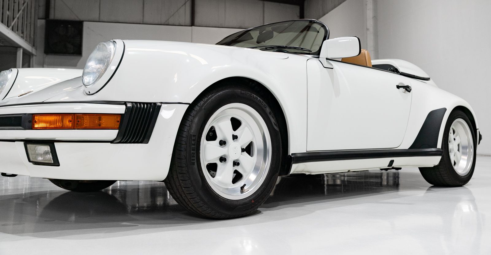 Used 1989 Porsche 911 Speedster RWD image 32