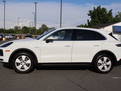 Used 2019 Porsche Cayenne E-Hybrid AWD/4WD image 7