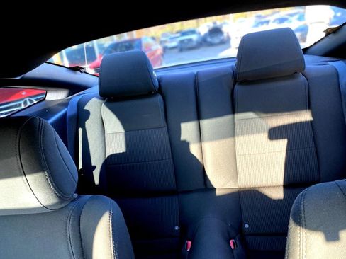 Used 2014 Ford Mustang Coupe image 17