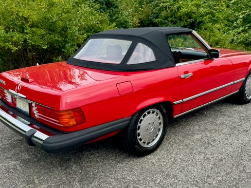 Used 1988 Mercedes-Benz 560 SL UNAVAIL image 15