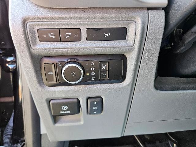 Certified 2023 Ford F150 XLT AWD/4WD image 17