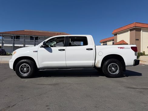 Used 2010 Toyota Tundra SR5 image 2