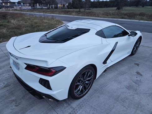 Used 2025 Chevrolet Corvette w/1LT image 25