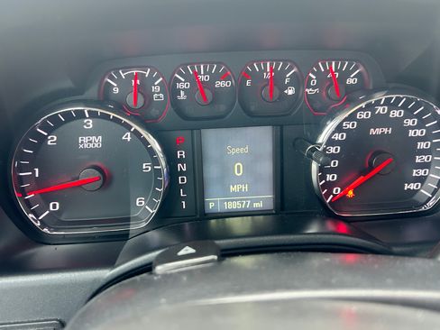 Used 2017 Chevrolet Silverado 2500 image 11