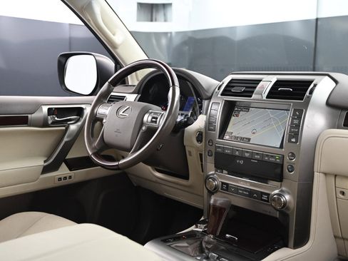 Used 2019 Lexus GX 460 Premium image 44