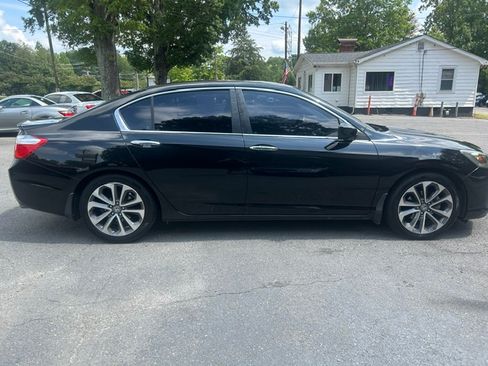 Used 2015 Honda Accord Sport Sedan image 6