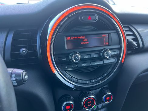 Used 2015 MINI Cooper image 14