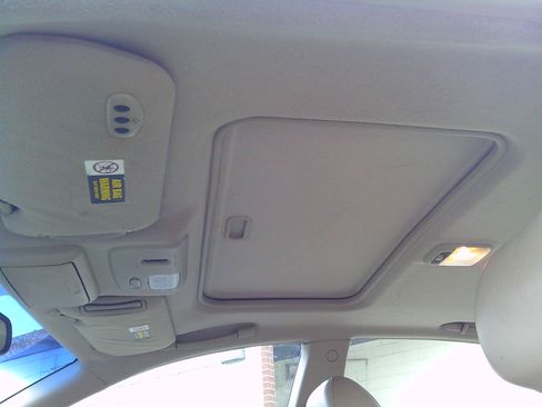 Used 2003 Nissan Altima 3.5 SE image 10