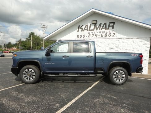 New 2025 Chevrolet Silverado 2500 Custom image 7