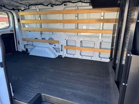Used 2023 Ford Transit 250 image 4