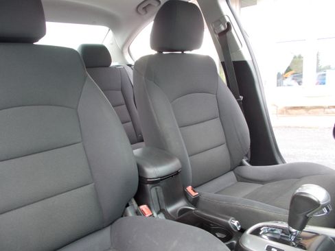 Used 2012 Chevrolet Cruze LT FWD image 22