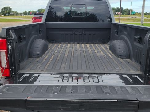 Used 2020 Ford F250 Lariat image 5