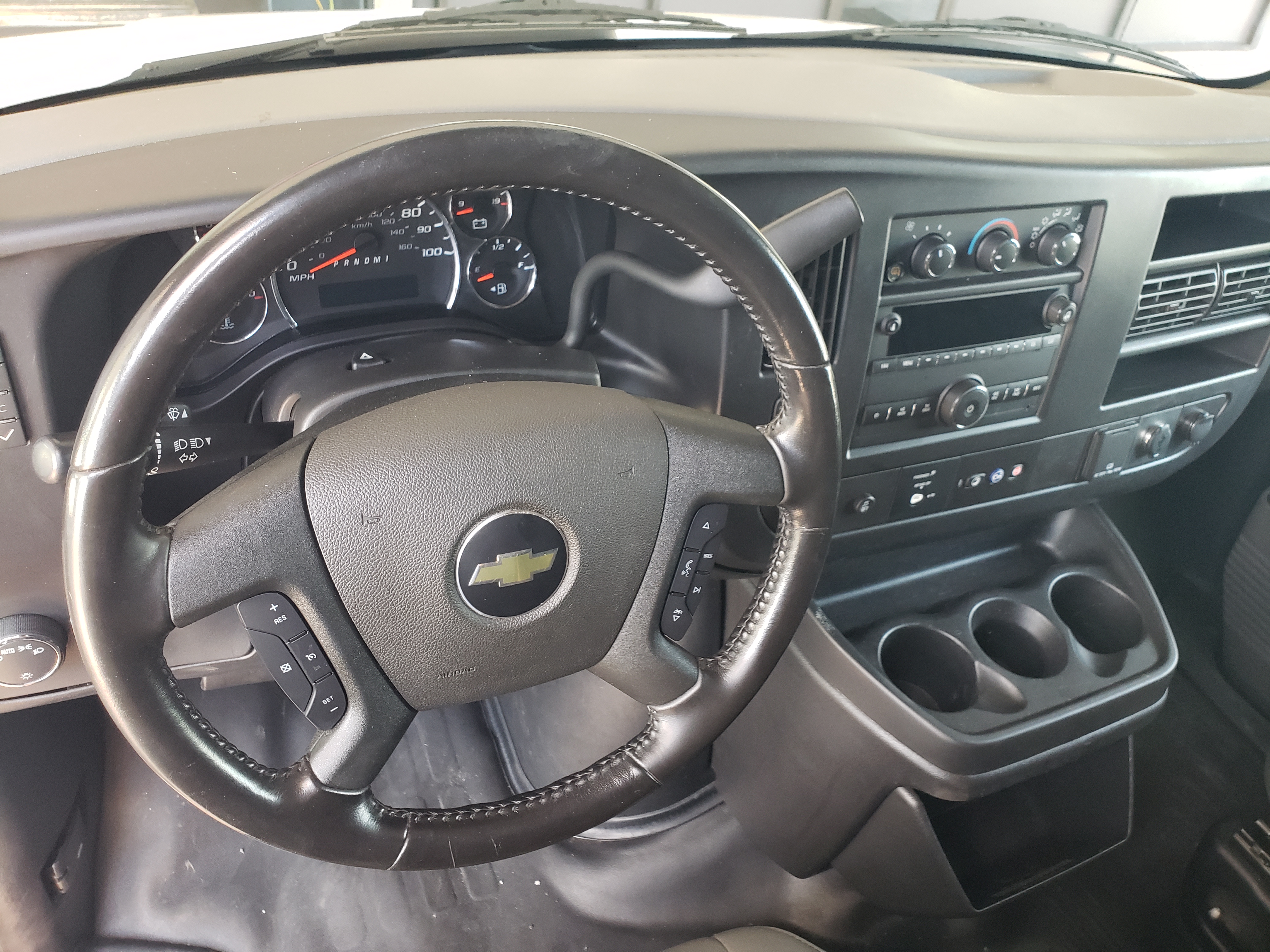 Used 2023 Chevrolet Express 2500 UNAVAIL RWD image 9