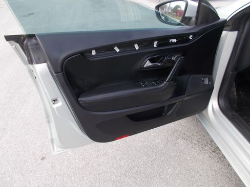 Used 2012 Volkswagen CC Sport image 5