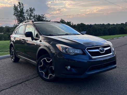 Used 2014 Subaru XV Crosstrek 2.0i Limited image 1