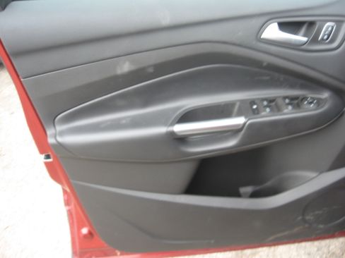 Used 2018 Ford Escape SE image 8