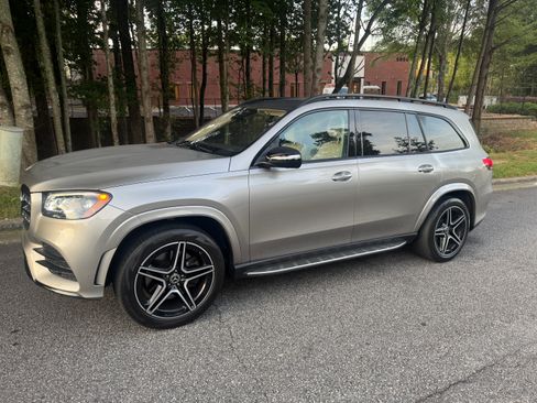 Used 2022 Mercedes-Benz GLS 450 image 1