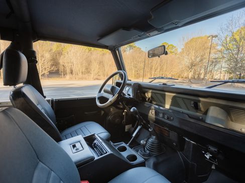 Used 1994 Land Rover Defender 90 AWD/4WD image 12