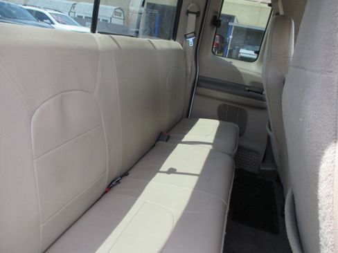 Used 2000 Ford F350 Super Duty XL RWD image 6