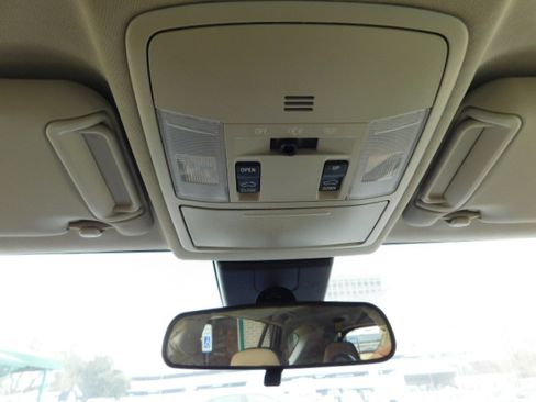 Used 2018 Toyota RAV4 XLE image 22