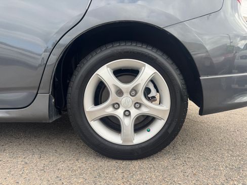 Used 2009 Toyota Matrix S FWD image 15