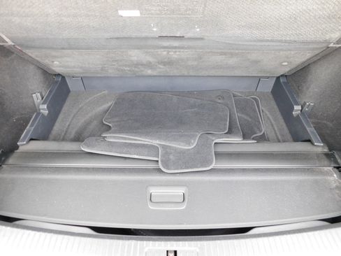 Used 2015 Volkswagen Golf SE image 16