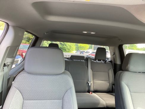 Used 2022 Chevrolet Silverado 1500 LT image 11