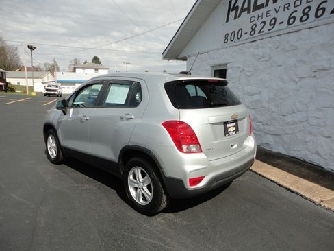 Used 2020 Chevrolet Trax LS image 10