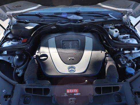 Used 2009 Mercedes-Benz C 300 image 32