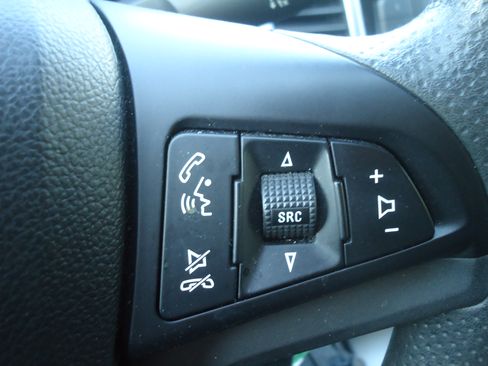 Used 2015 Chevrolet Cruze LT image 15