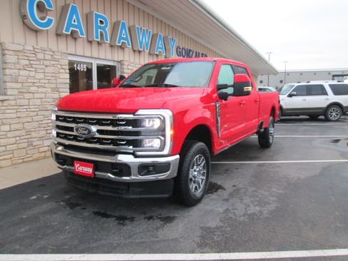 Used 2023 Ford F250 4x4 Crew Cab Lariat image 1