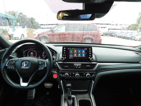 Used 2018 Honda Accord 1.5T Sport image 12